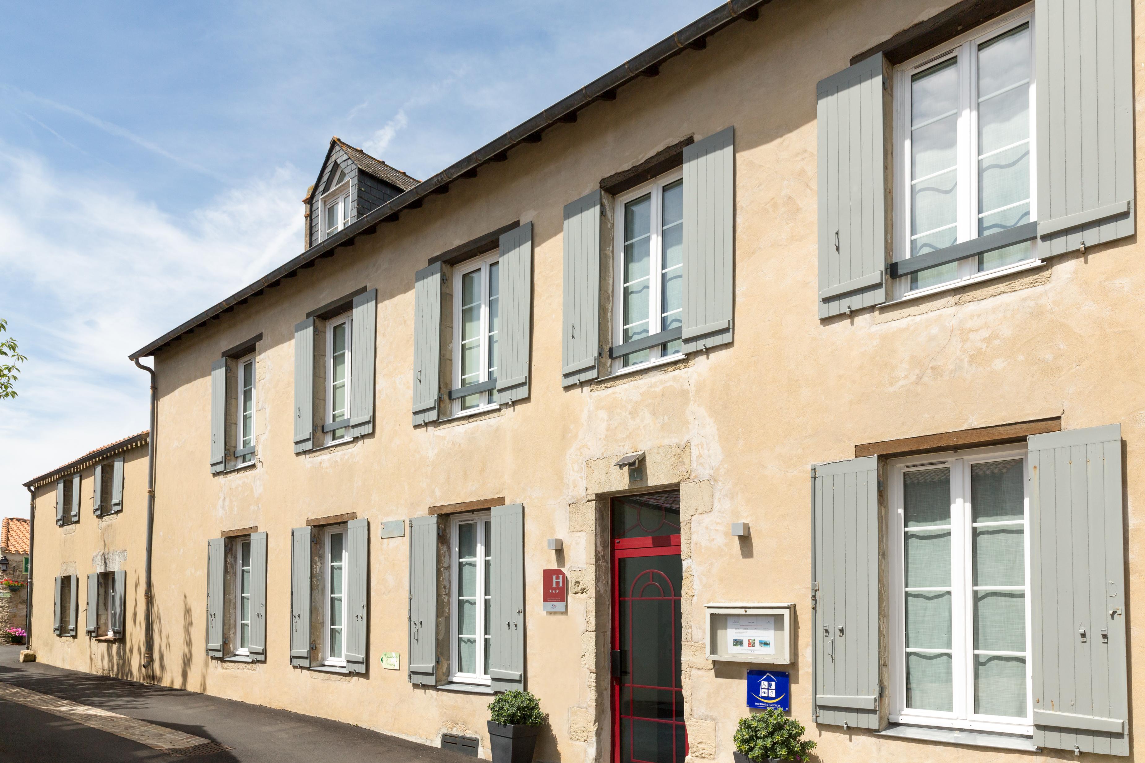 Hotel Domaine Le Martinet, The Originals Relais Bouin  Exterior foto
