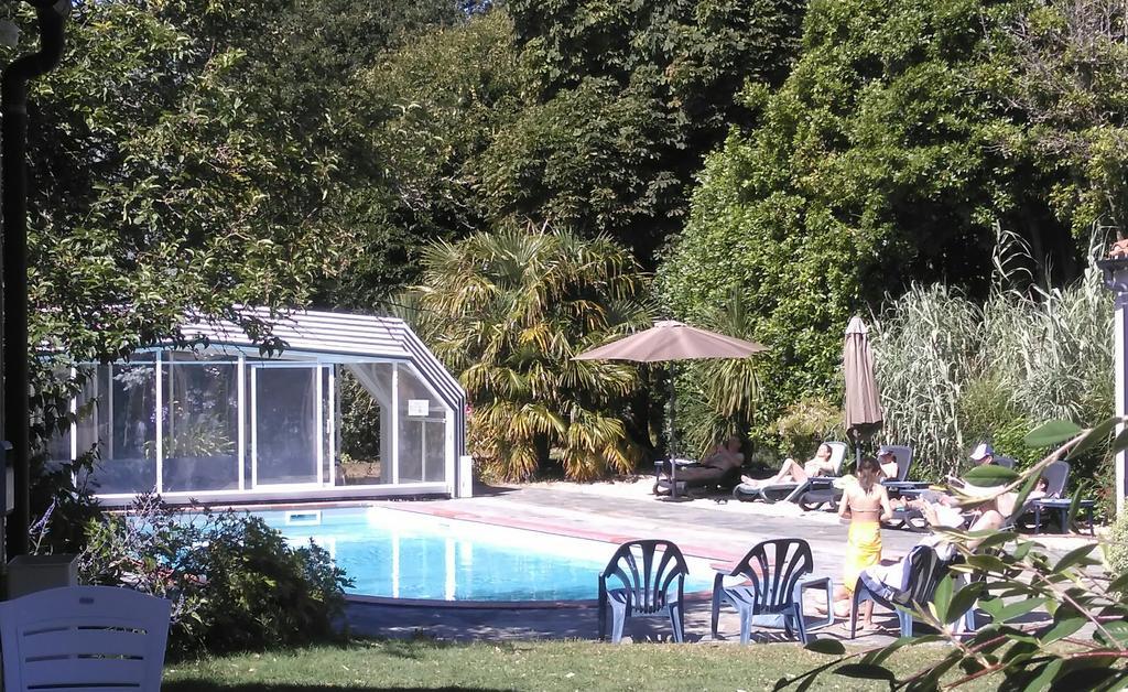 Hotel Domaine Le Martinet, The Originals Relais Bouin  Exterior foto