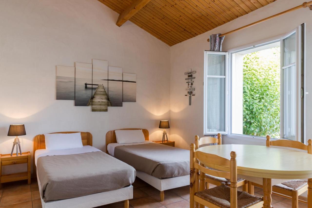 Hotel Domaine Le Martinet, The Originals Relais Bouin  Exterior foto